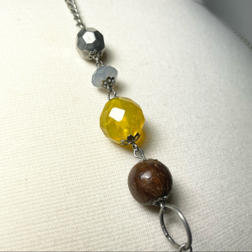 Multi-color wooden beads long necklace - Picture 4 of 8